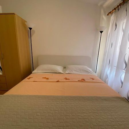 Room Omera Pula Exterior photo